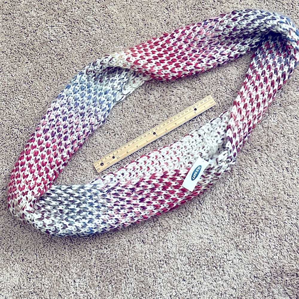 Beautiful Old Navy scarf